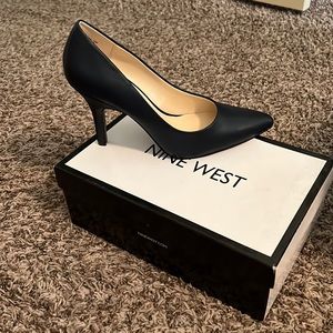Nine West Garisono in Navy